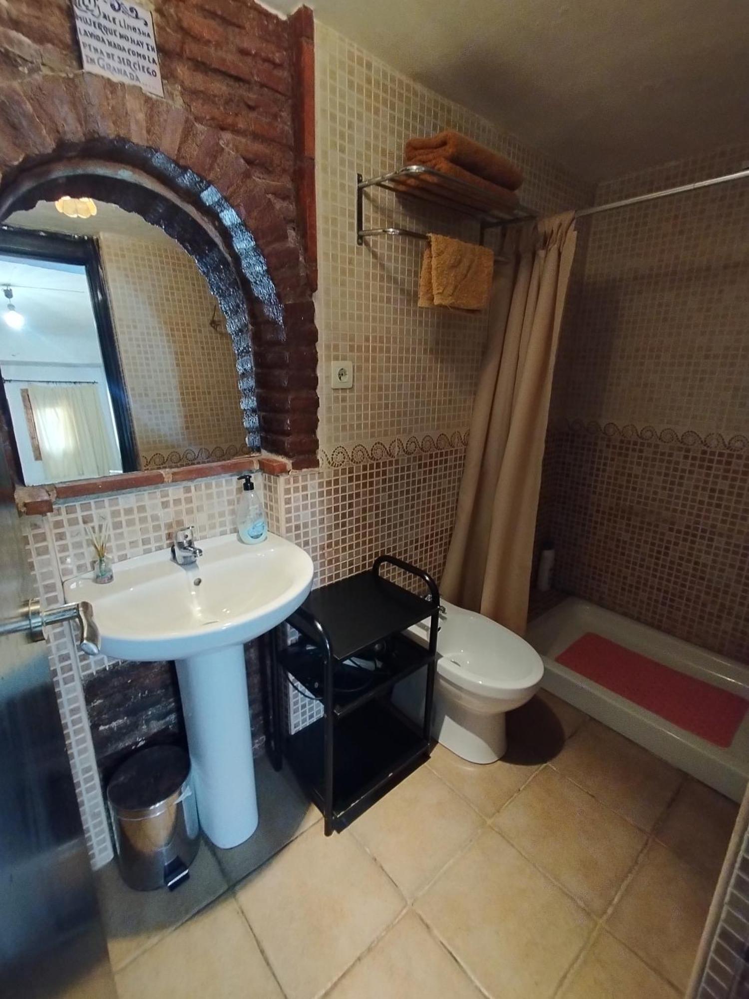 Apartamento Completo Reformado En Arco De Elvira - Centro Granada Cameră foto